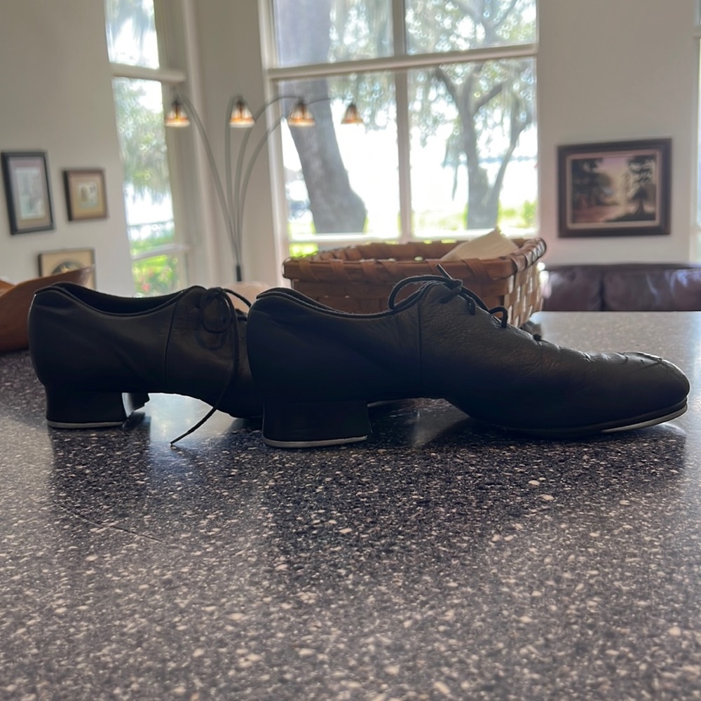 Bloch Tap shoes Size 9M Black